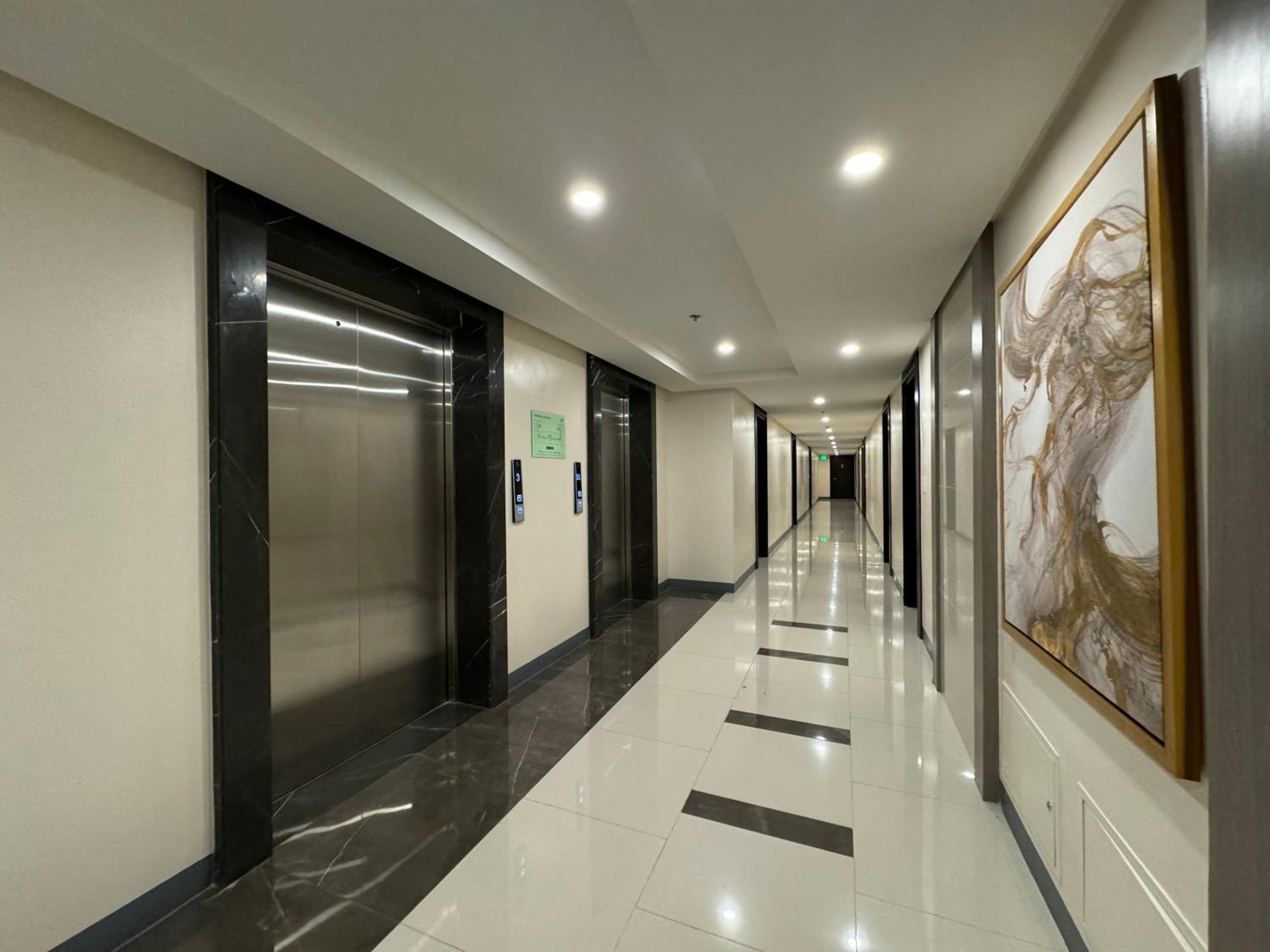 Condo Home With Fast Wifi In Bacolod City Exteriör bild