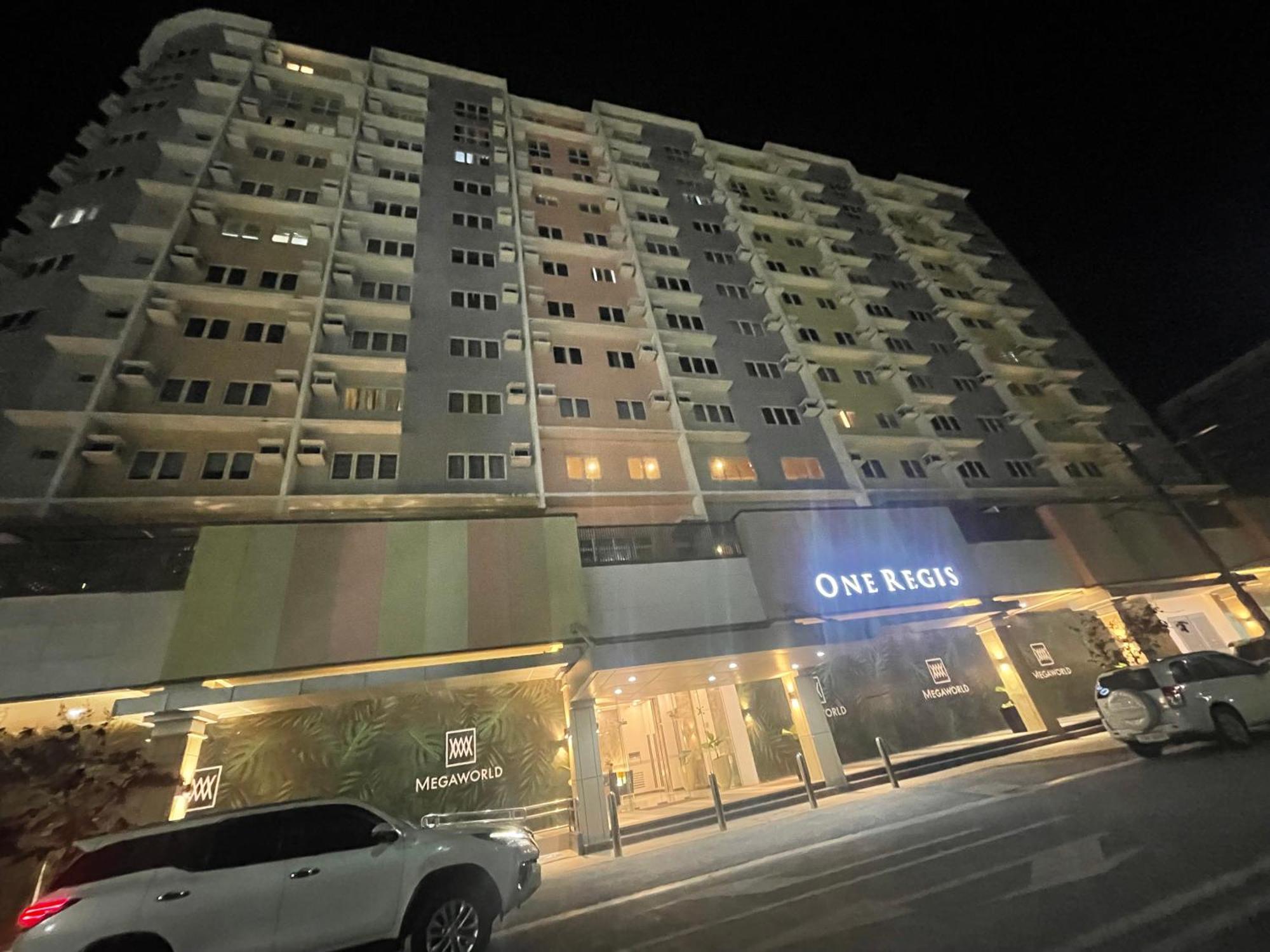 Condo Home With Fast Wifi In Bacolod City Exteriör bild